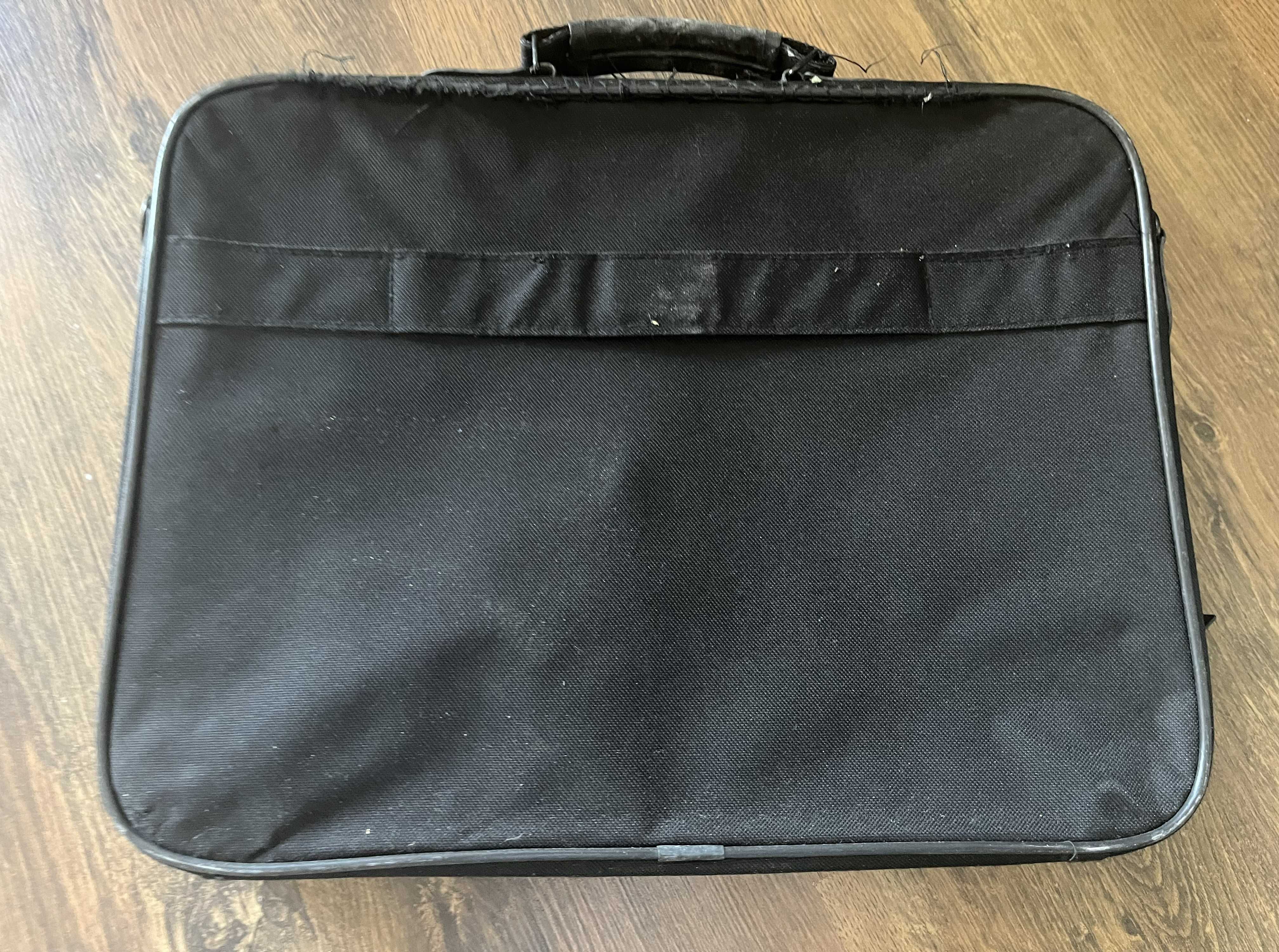 Torba / walizka / etui na laptopa Modecom