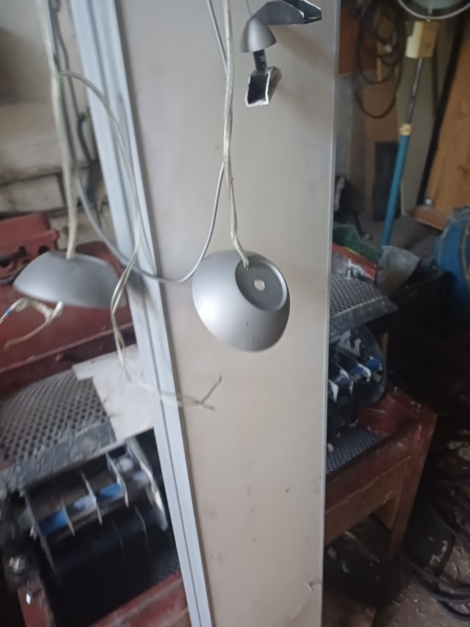 Lampy pokojowe jezynowki