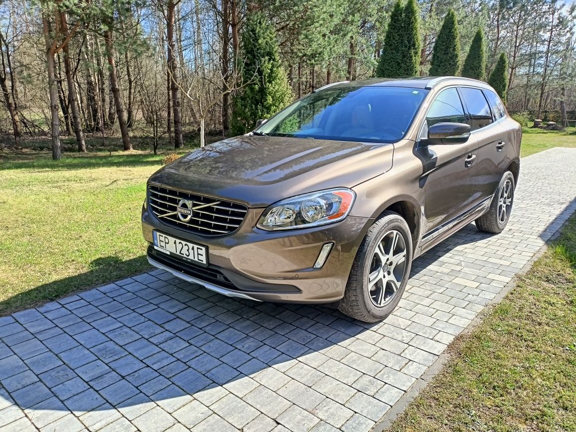 VOLVO XC 60 3.O Turbo Platinum