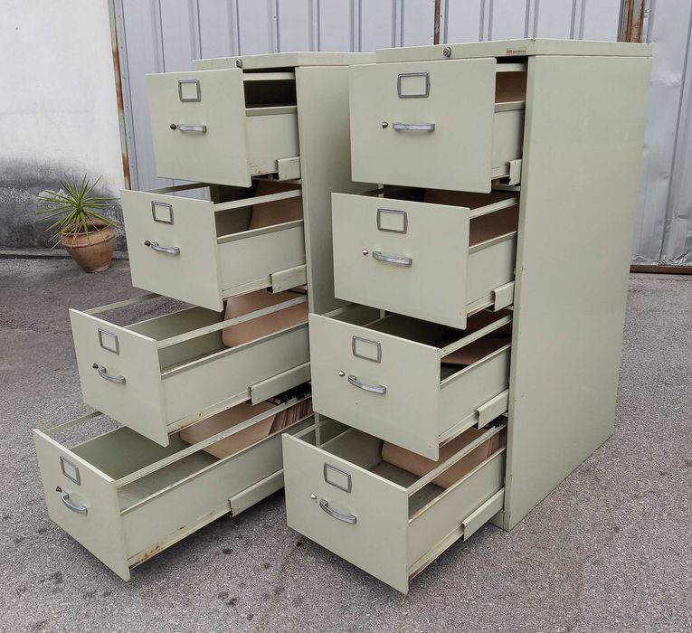 Armário Arquivador Metálico Industrial Vintage