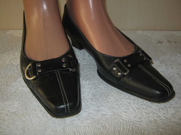 черные кожаные туфли 36-37р в идеальном состяонии п-ва Франция