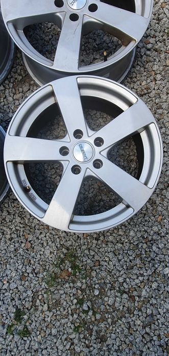 Felgi aluminiowe 17 Audi A3 A4 A6 VW Passat Golf Skoda Octavia Superb