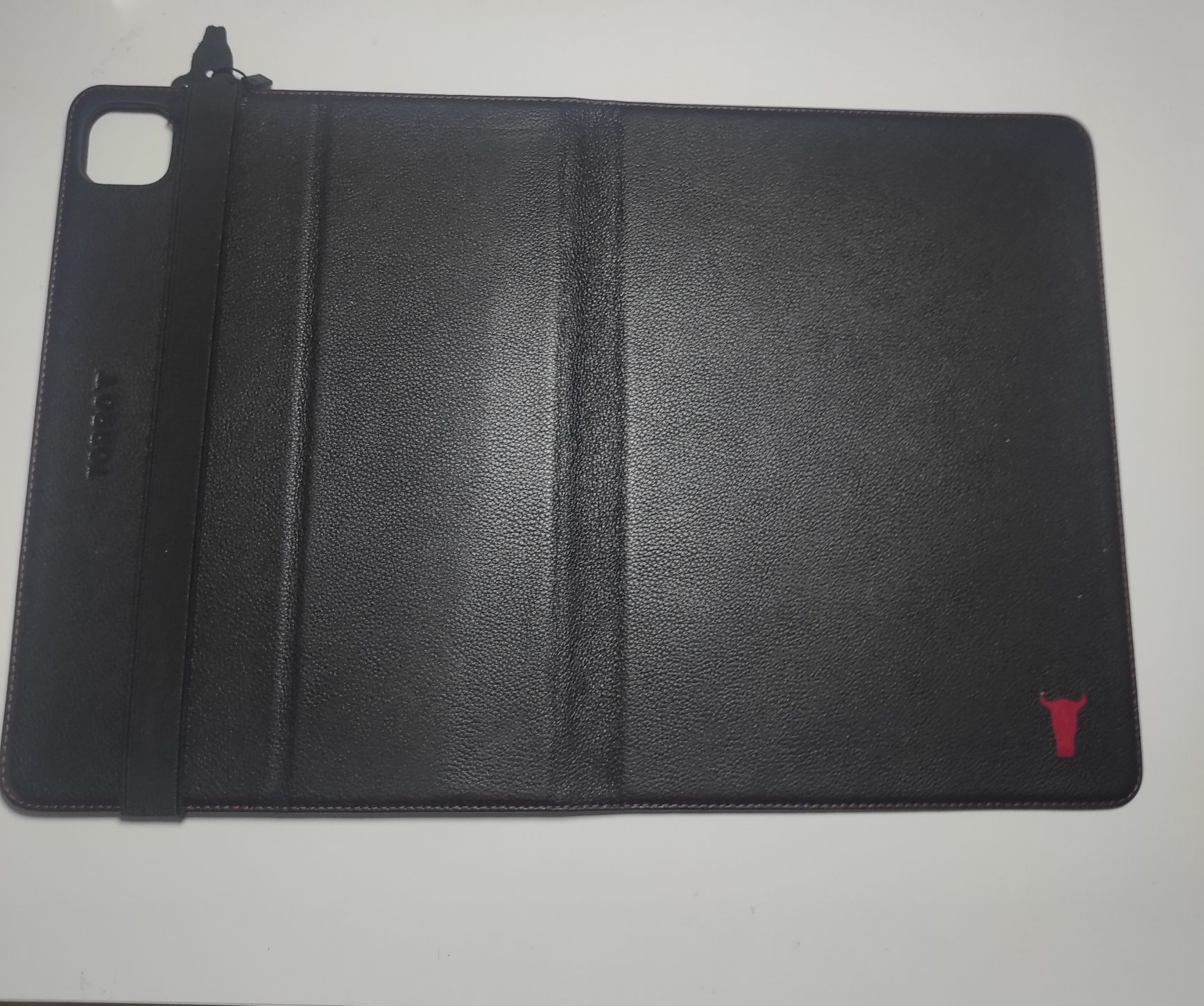 Etui iPad Pro 11" Magnetic Leather Case