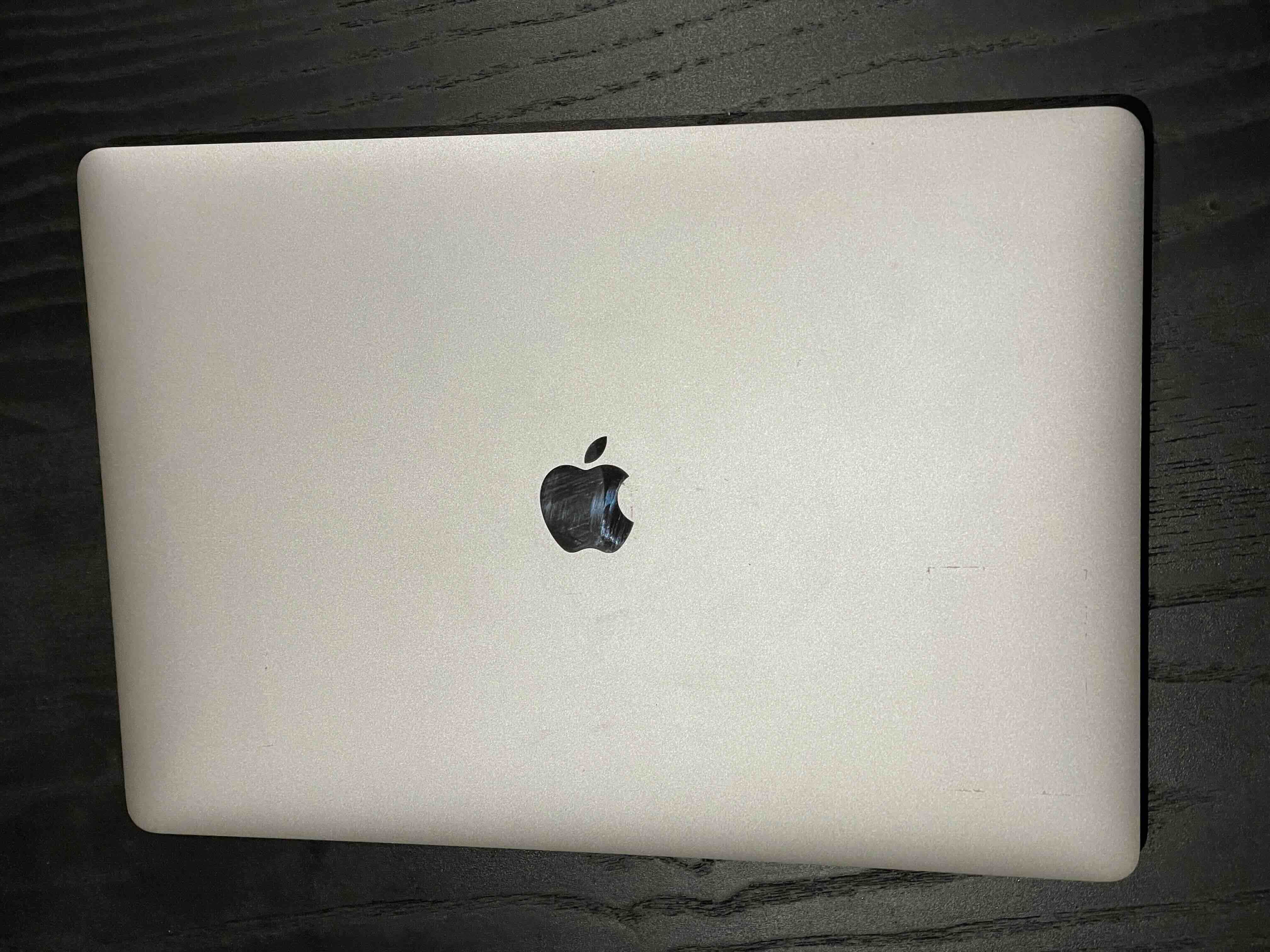 Macbook Pro 15.6" 2016 i7 16Gb