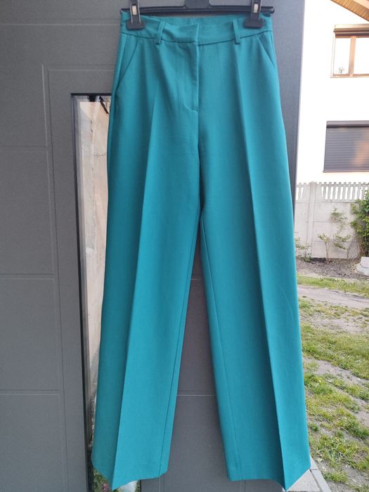 Garnitur turkusowy w stanie idealnym rozm. XS
