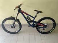 Rower Downhill Full DH Scott Voltage 730 FR