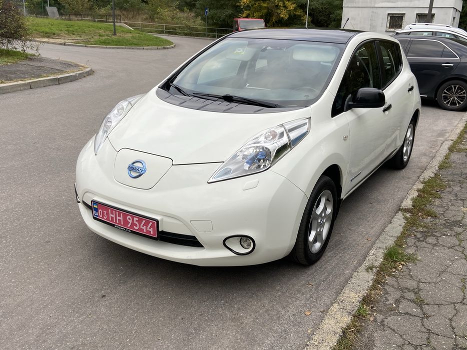 Продам Nissan Leaf 2014, 10/12 в гарному стані