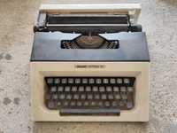 Máquina de escrever Olivetti Lettera 15