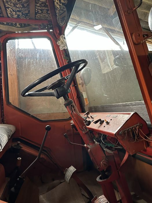 Продам або обміняю трактор T-16