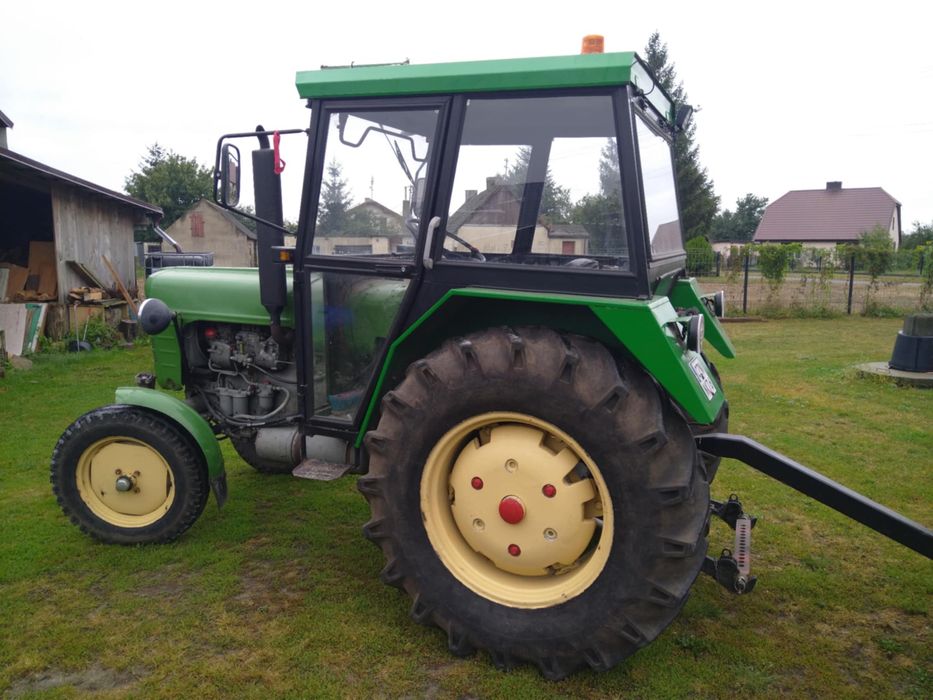 Ciągnik URSUS C4011