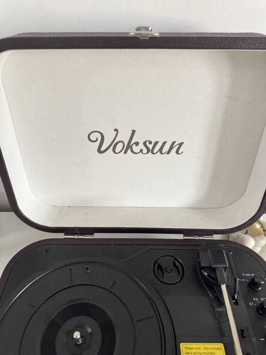 Gramofon  VOKSUN