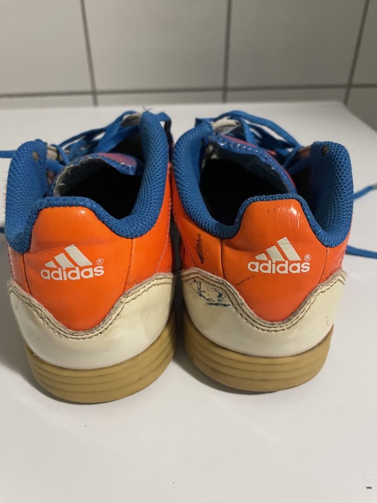 Halówki Adidas roz.31