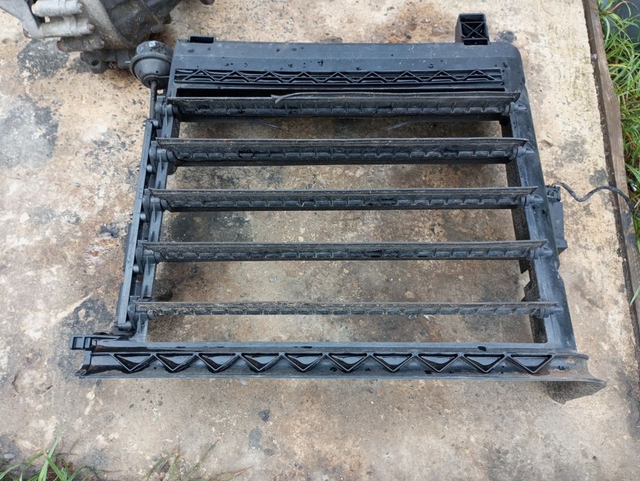 Жалюзі дифузор вентилятора Bmw E46 m47 Бмв е46