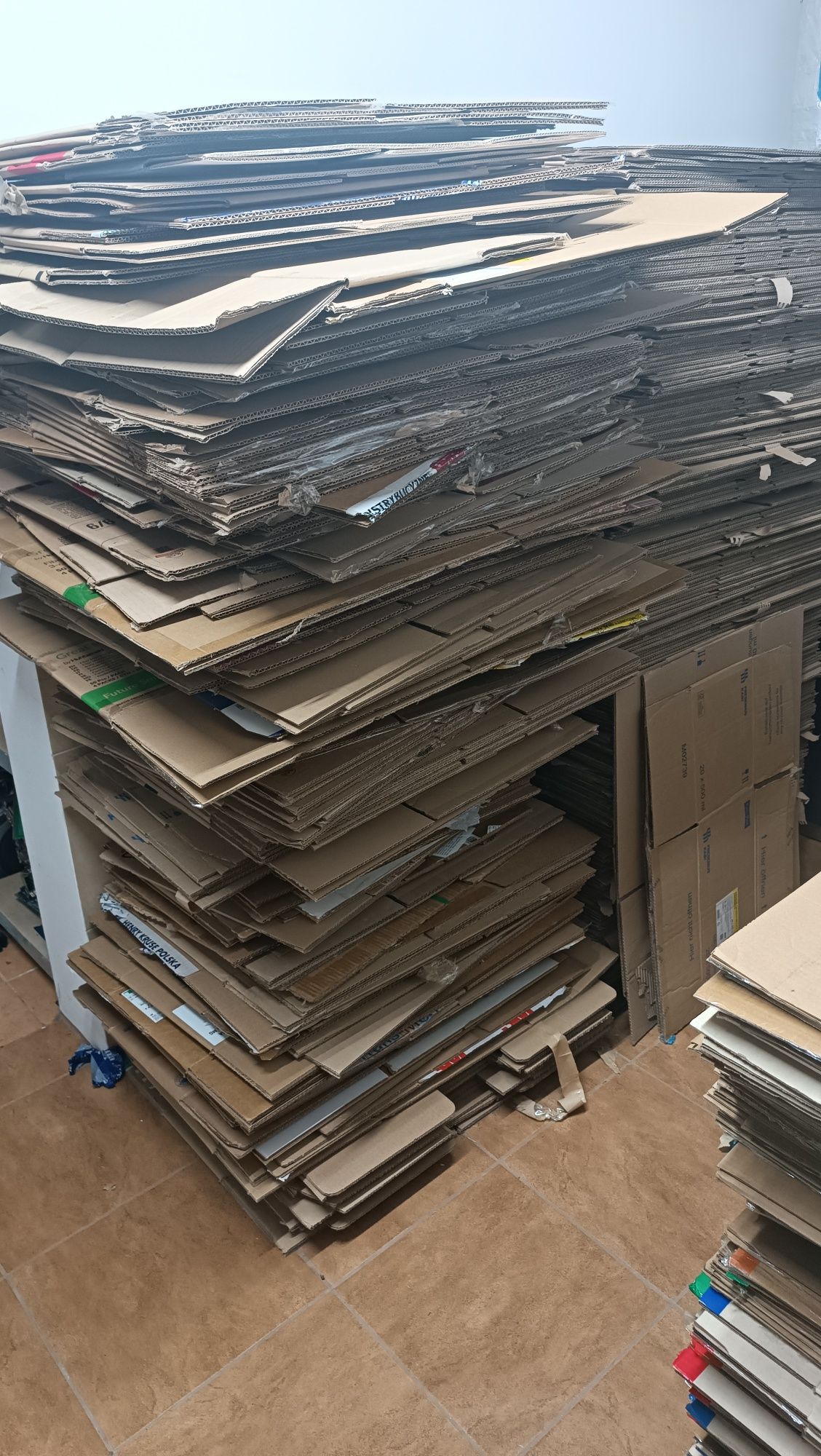 100 x Karton kartonu pudełka paczka Paczkomat