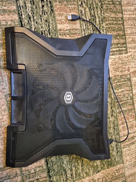 Podstawka chłodząca pod laptopa