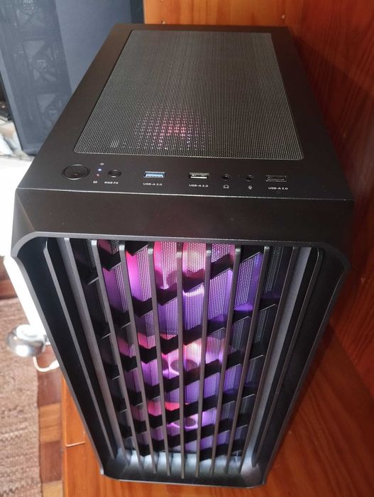 Pc Gamer Ryzen 7 5800X, RTX 5060, 32 GB DDR4 RGB