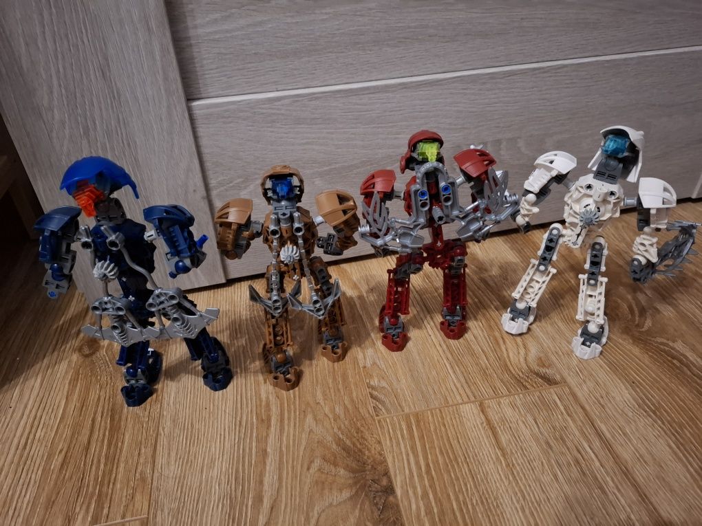 Lego Bionicle Toa Metru Vakama 8601