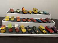 Lote de 25 carrinhos