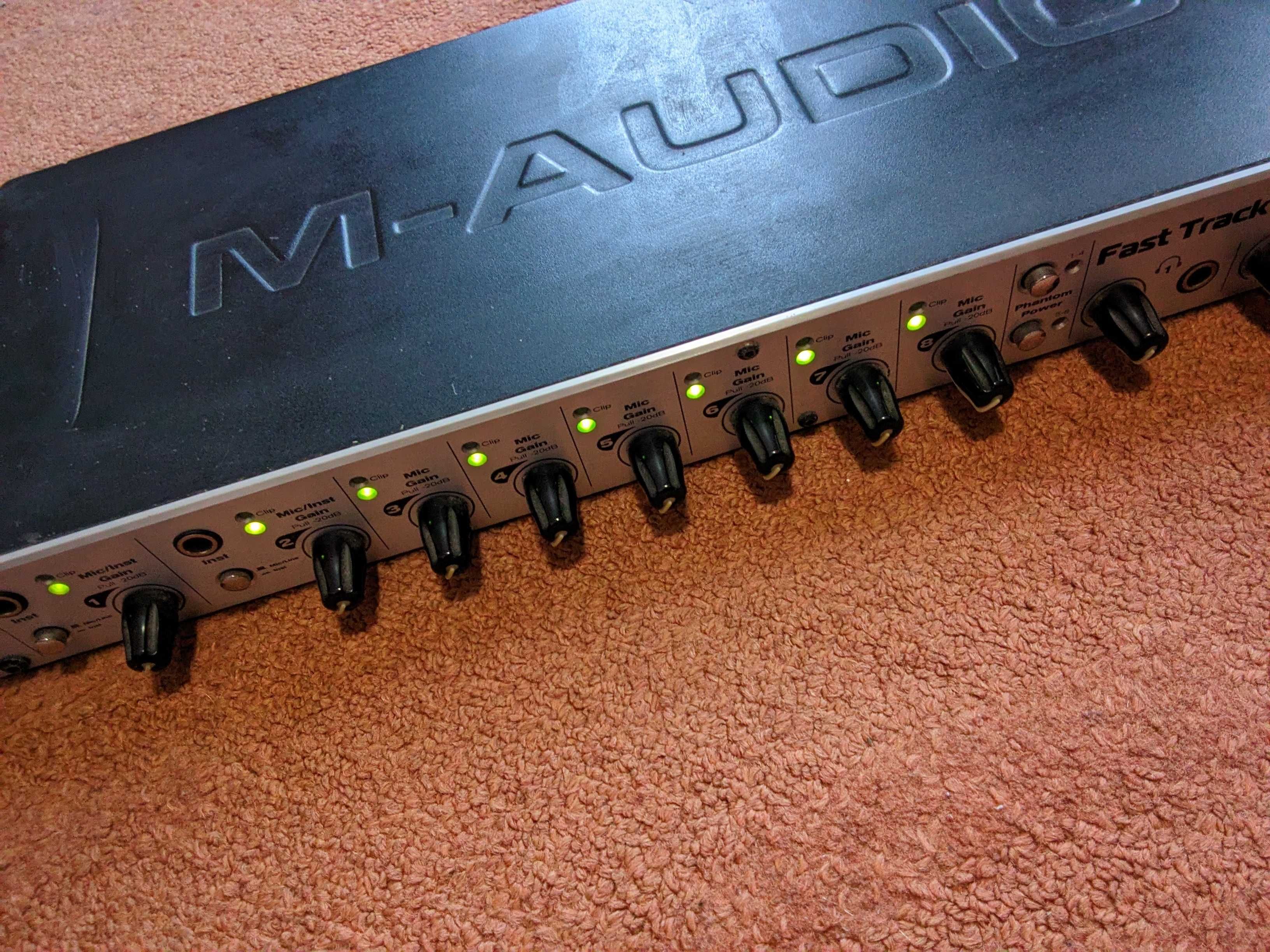 M-Audio Fast Track Ultra 8R звуковая карта USB аудиоинтерфейс