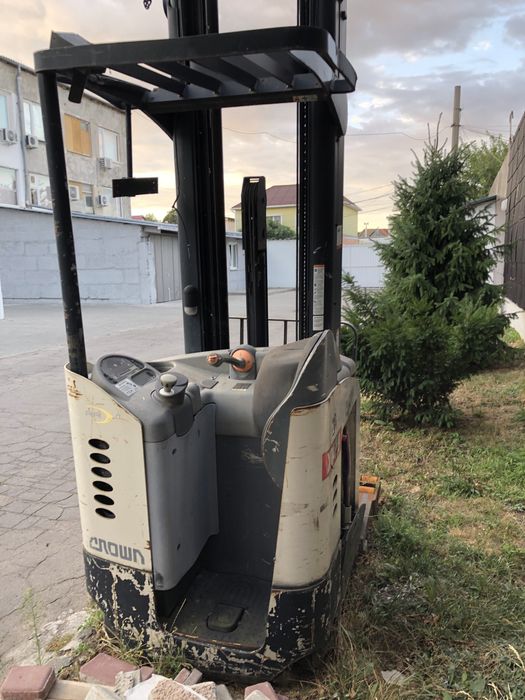 Продам погрузчик Ричтрак Crown RR 2008-2014 г на запчасти не робочый
