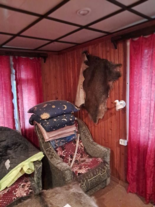 Будинок, нерухомість