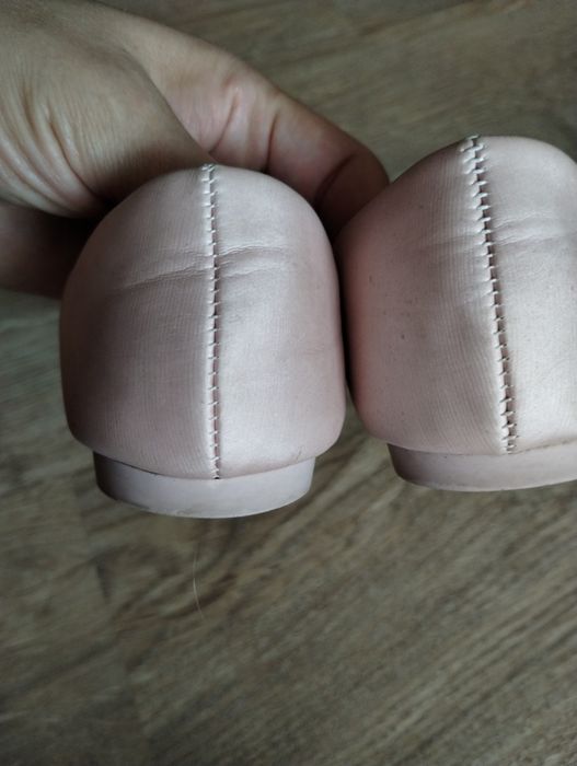 Pantofle buty r32