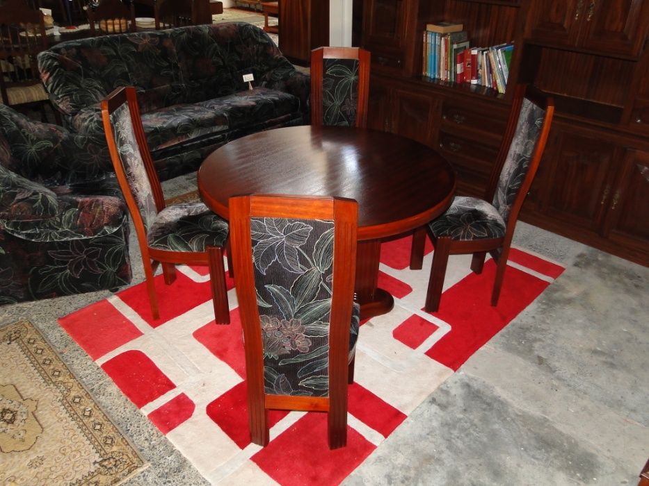 Cadeiras de sala - óptimo estado - Valor unitário