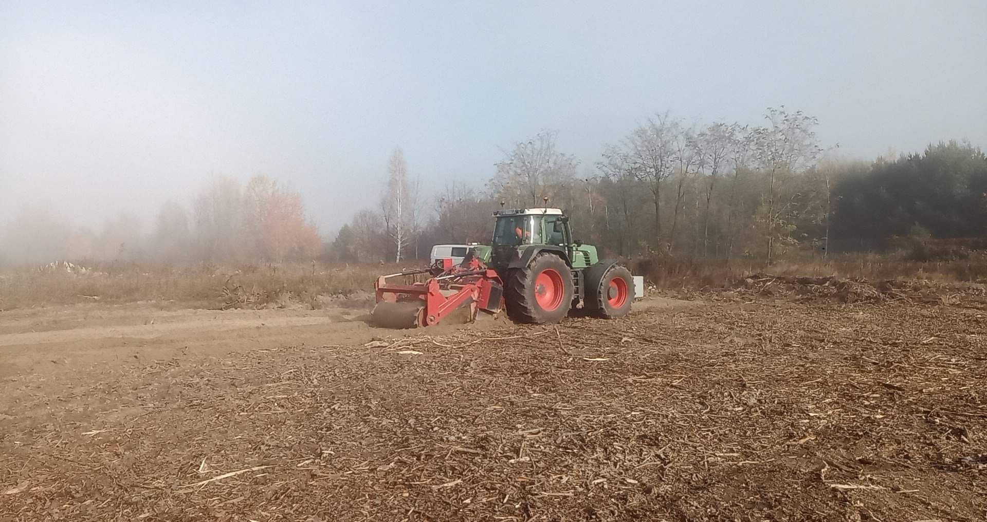 Mulczer leśny czyszczenie działek