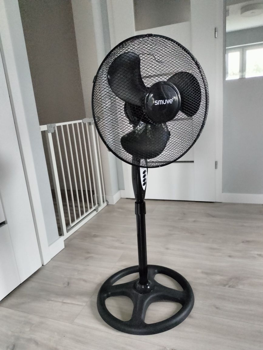 Wentylator wiatrak podłogowy sterowany