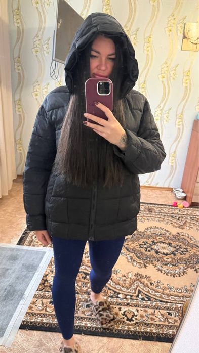 Продам жіночу зимову куртку