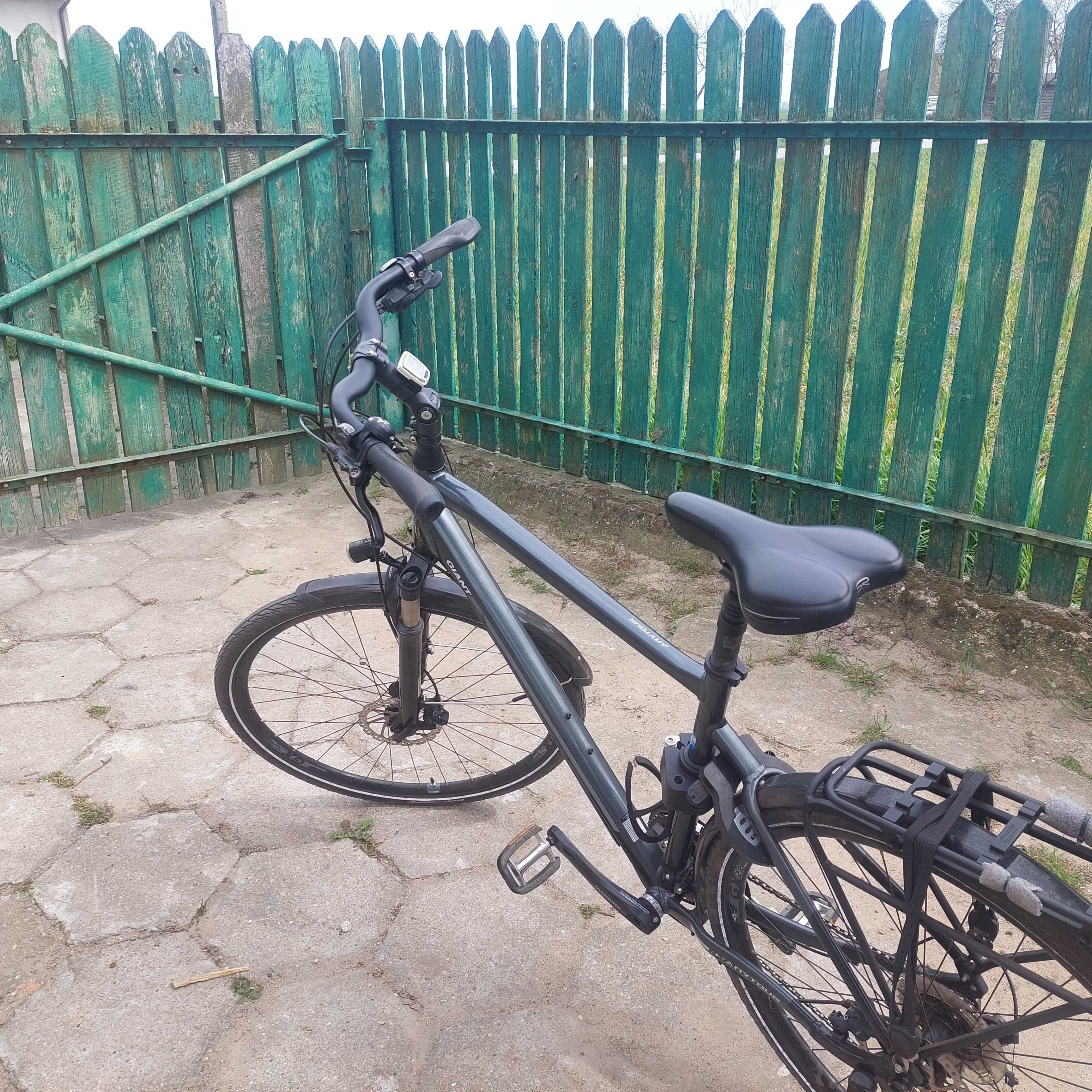 Rower trekkingowy Giant Anytour RS / Rozm. L / Deore 3x10 /