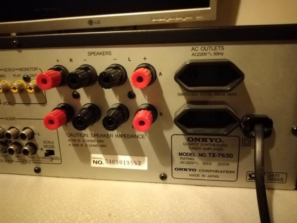 Amplificador Onkyo com rádio Mod TX 7630