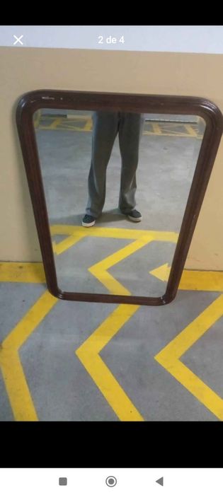 Espelho com moldura