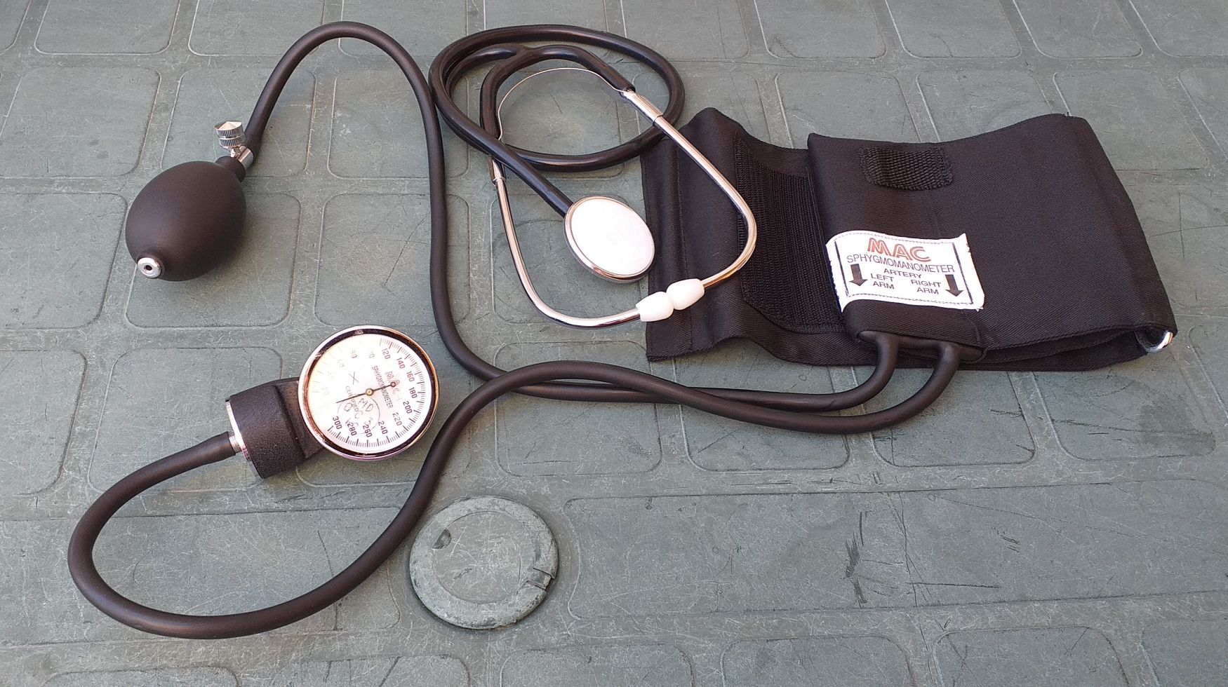 Medidor para atenção arterial