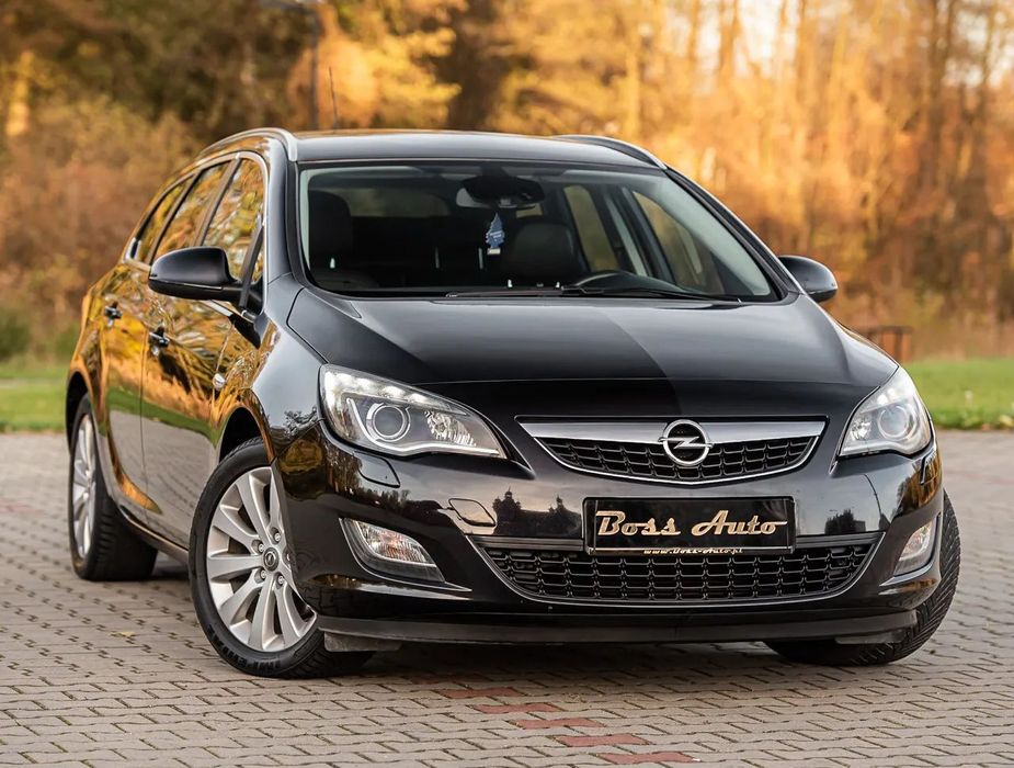 Opel Astra 1,7CDTI COSMO Chip na 155KM Xenon Ledy Poł Skóra Full Alu Polecam !!!