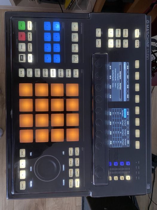 Kontroler midi Native Instruments Maschine Studio decksaver soft
