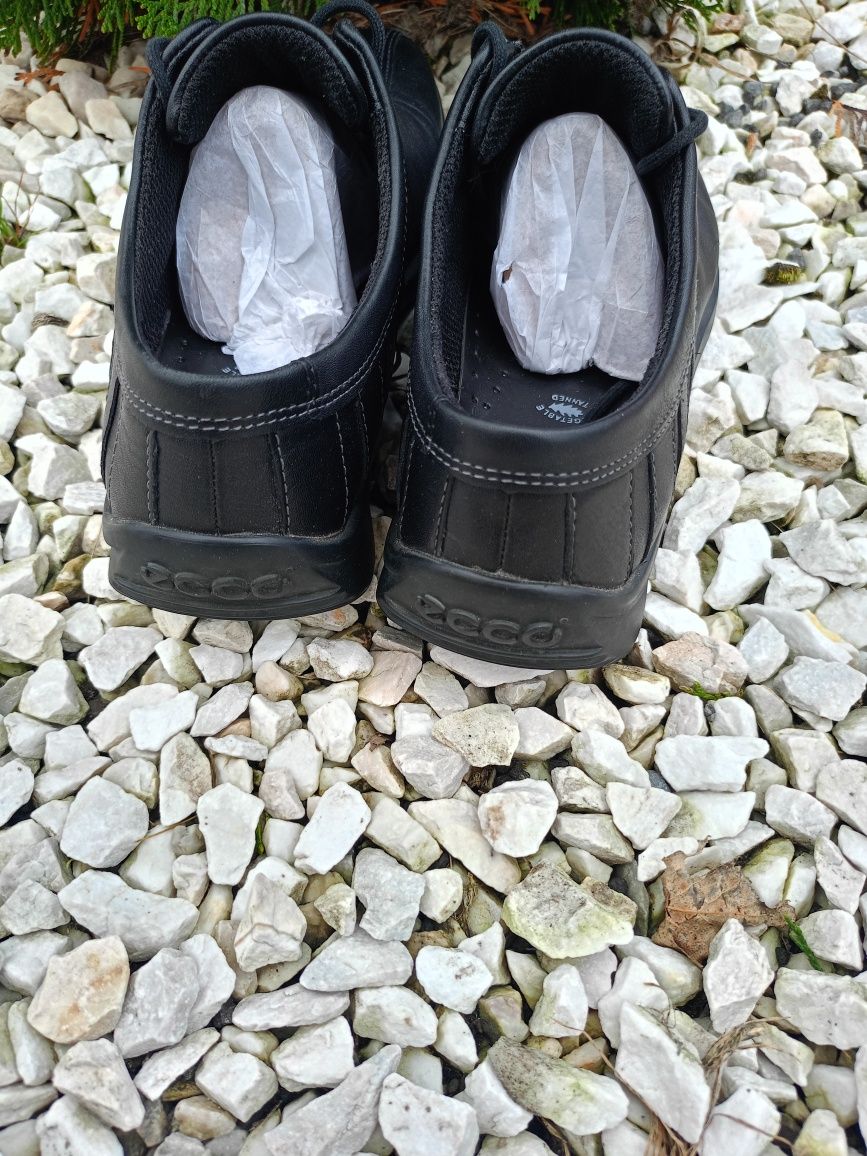 Buty skórzane Ecco 38,5