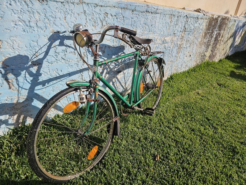 Bicicleta pasteleira antiga