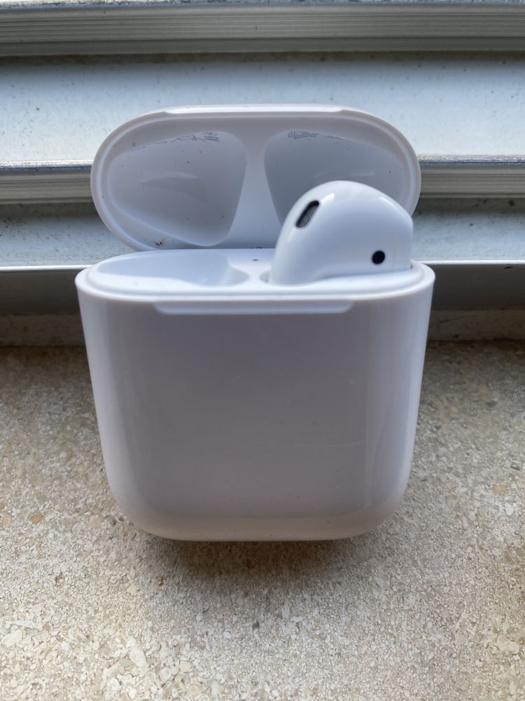 Air pods Apple (com capa)