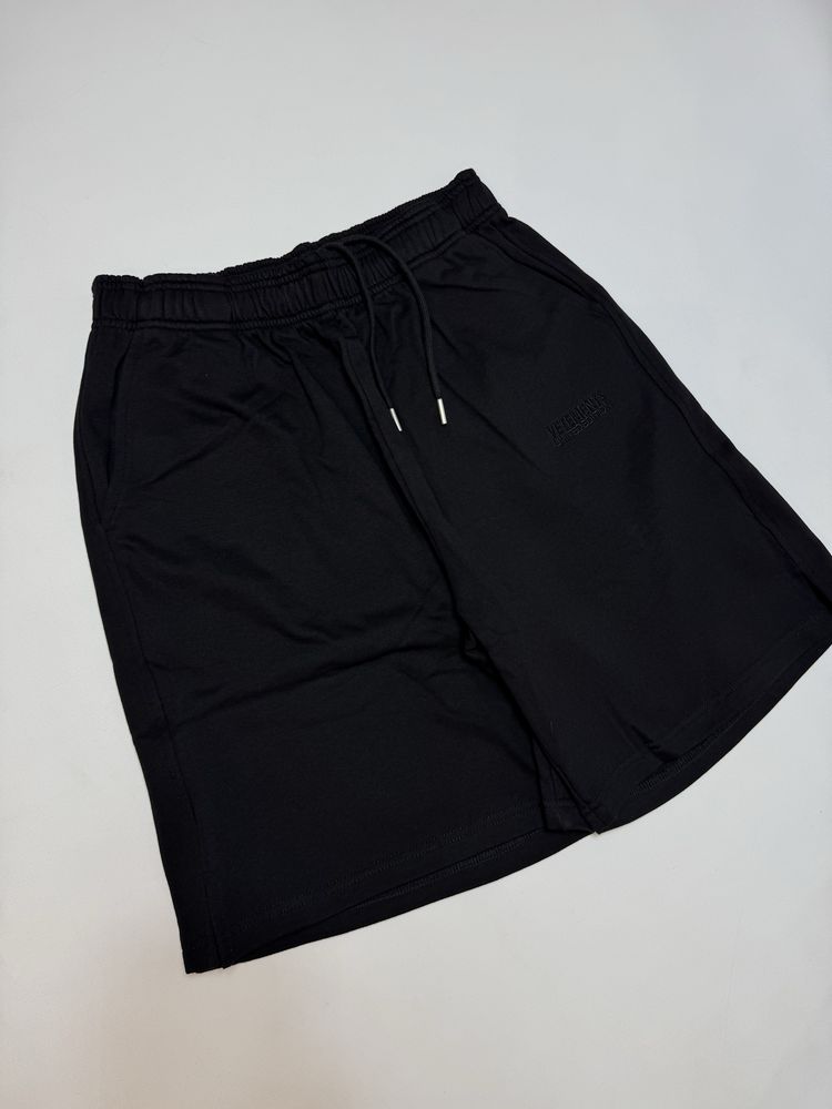 Шорти Vetements Basic Logo спортивні М L