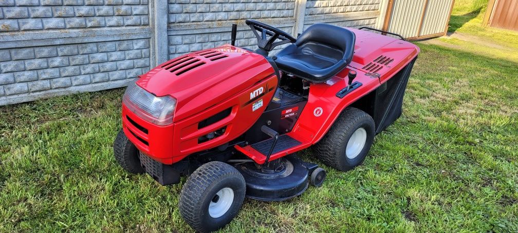 TRAKTOREK KOSIARKA MTD silnik BRIGGS 15.5 KM intek kosz HYDRO automat
