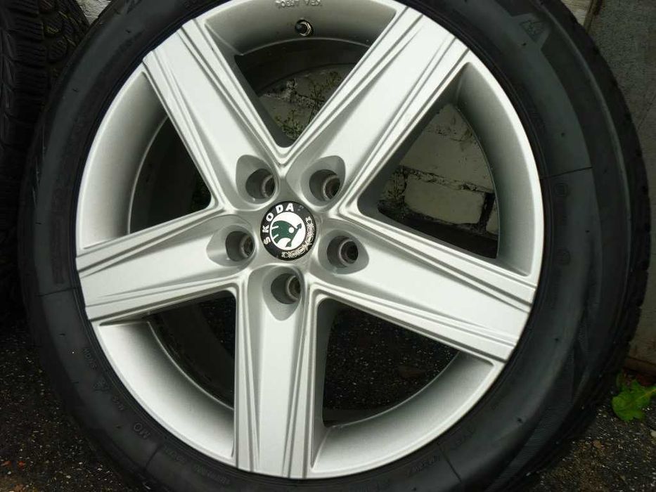 [306] AUDI A6 A4 E w211 w212 225/50/17 Passat Sharan 5x112