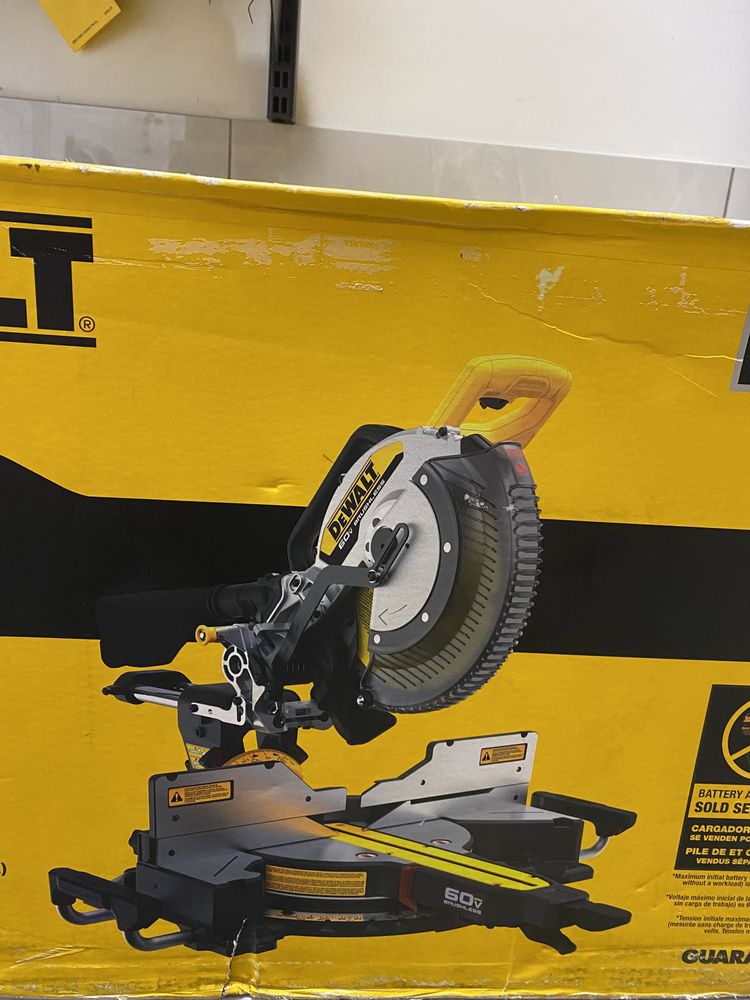 DeWALT DCS781 60VMAX FLEXVOLT 305mm торцювальна пила збірка для США