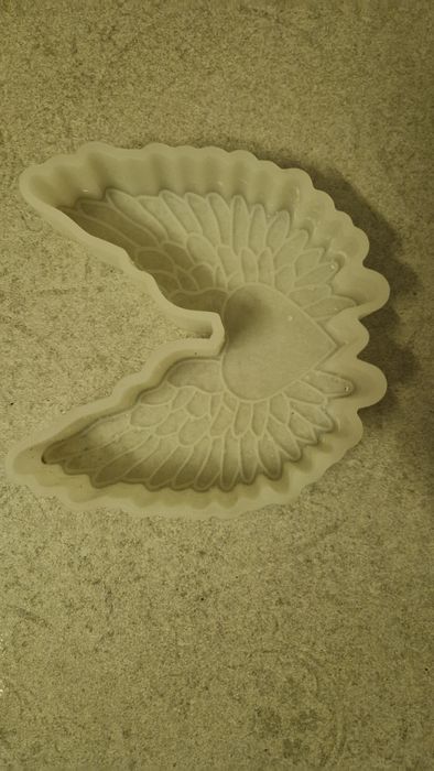 Silikonowa foremka skrzydla duża 13x14 cm odlewy gips