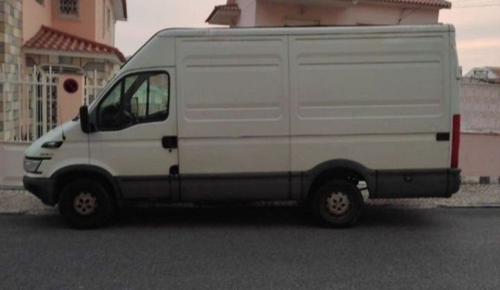 Aluguer Carinha mudanças