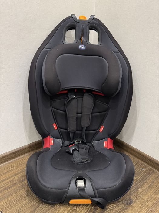 Автокрісло Chicco Gro-up 123