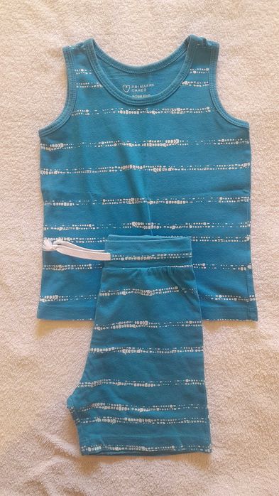 Roupa e conjuntos criança