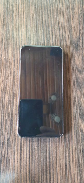 Sprzedam smartfon samsung galaxy S22 5G 8/128 GB czarny DUAL SIM