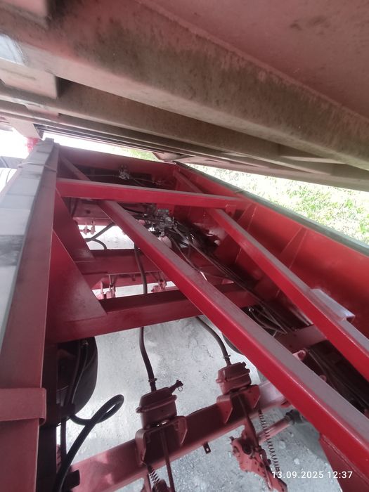 Продам самосвал.