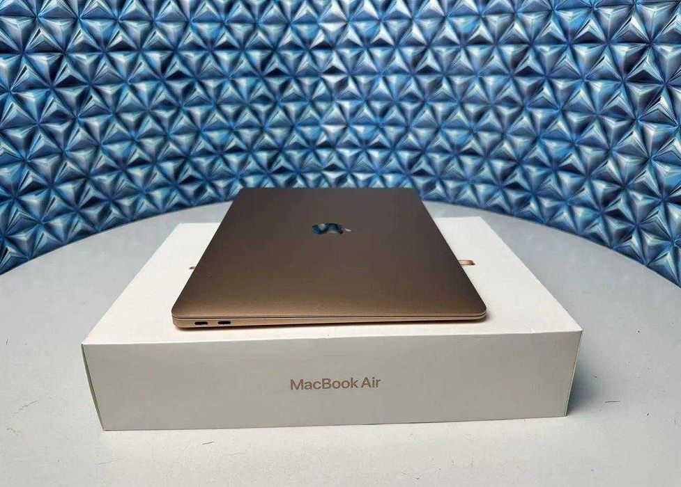 MacBook Air 13 M1 16/256Gb (Gold, 1 цикл)